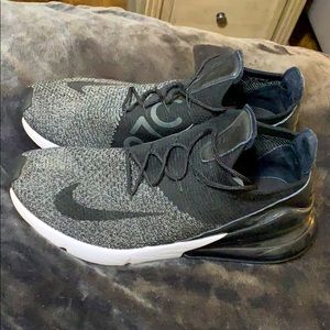 Nike Airmax 270’s size 13
